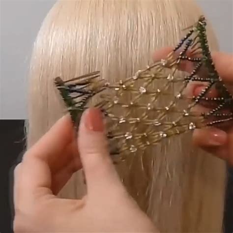 Magic twist comb